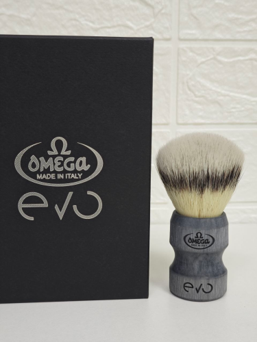Помазок для бритья Omega Evo E1857 Fiber Shaving Brush, синтетика фото 2