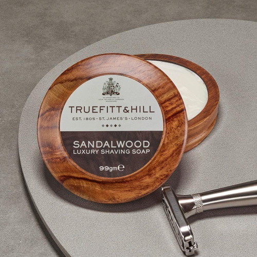 Мыло для бритья в деревянной чаше Truefitt & Hill Sandalwood Shaving Soap, 99 гр. фото 3