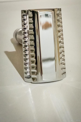 Т-образная бритва RazoRock German Slant 37 HD, косой срез фото 8
