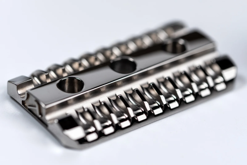 Т-образная бритва с закрытым срезом Lambda Razors Athena Stainless Steel фото 9