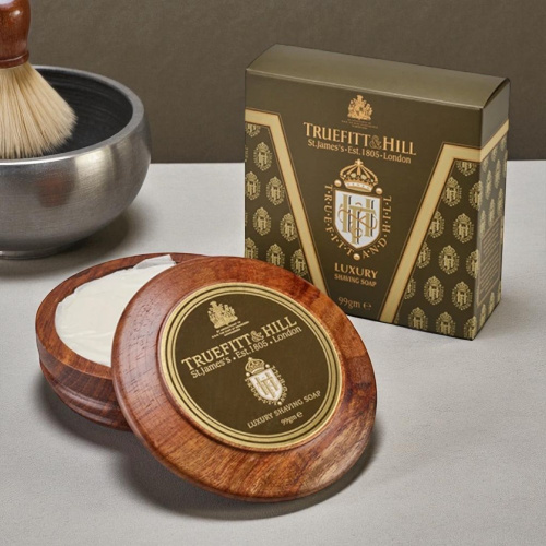 Мыло для бритья в деревянной чаше Truefitt & Hill Luxury Shaving Soap, 99 гр. фото 2