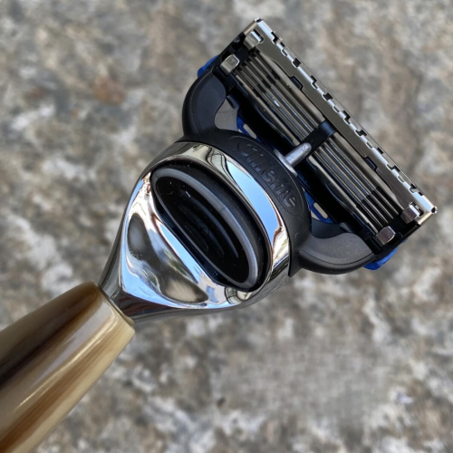 Станок для бритья Muehle Vivo R332F смола, система Fusion фото 4