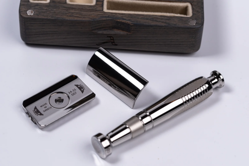 Т-образная бритва с закрытым срезом Lambda Razors Athena Stainless Steel фото 11