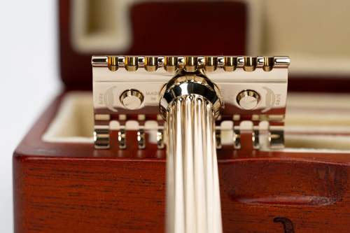 Т-образная бритва с открытым срезом Lambda Razors Ares v1 Bronze фото 8