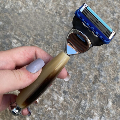 Станок для бритья Muehle Vivo R332F смола, система Fusion фото 3