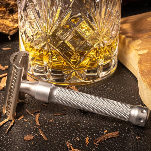 Т-образная бритва с косым срезом The Goodfellas' Smile Legione Slant фото 2