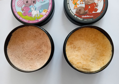 Мыло для бритья The Goodfellas' Smile Gengi and Candy Christmas Limited Edition Shaving Soaps, набор 2 шт. по 100 мл фото 3