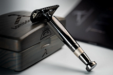 Т-образная бритва с закрытым срезом Lambda Razors Athena Stainless Steel DLC